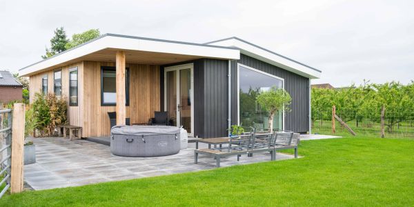 Gebouwde Moderne ontzorgwoning in Ommeren door Villea 